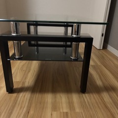 ガラステーブル
の画像