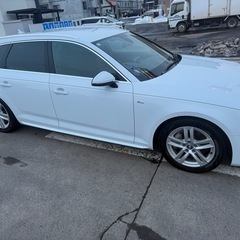 乗って帰れます。今週限定価格超美車　アウディa4 アバントクワトロsライン　の画像