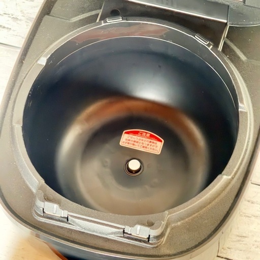 状態良好❗️タイガー 5.5合炊き圧力IH炊飯器 JPI-10J3