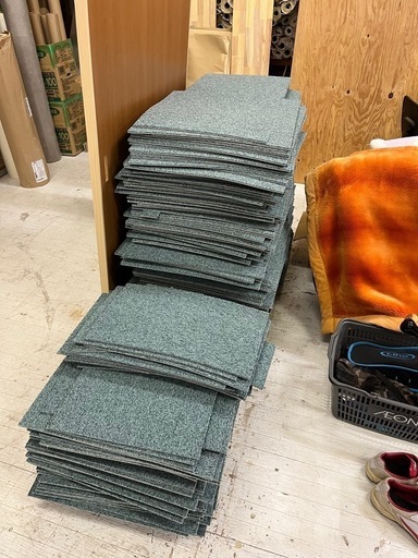 ★超美品★タイルカーペット300枚以上