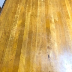 岐阜市からの出品です　ダイニングテーブル　食卓　天然木　テーブルの画像