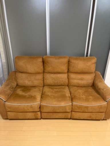 バッジオ　電動リクライニングソファー