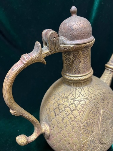 希少外国製古代ブロンズティーポット 骨董現状品のみ高25cmx26x11cm 希少外国製古代ブロンズティーポット 骨董現状品のみ高25cmx26x11cm