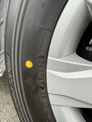 ⭐︎引渡し手続き中⭐︎ハイエース　新車外しタイヤ、スチールホイール195/80R15新品 　