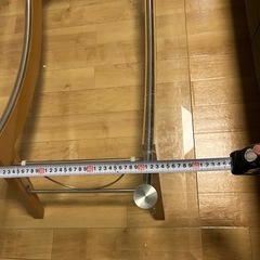 ガラステーブルの画像