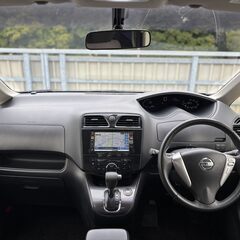 神奈川【自社ローン】保証人無可★全国対応★セレナ【ライダー パフォーマンススペック ブラックライン】パノラミックサンルーフ/Bluetooth/両側パワスラ/走行中TV可/クルコン/DVD再生/ウォークスルー/ETC/スマートキーの画像