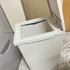 2段ゴミ箱の画像