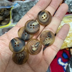 ボタン　　新品　3000個以上の画像