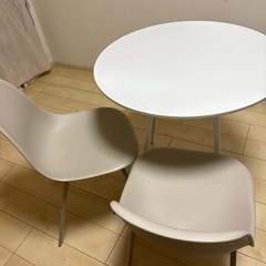 LOWYAのダイニングテーブル&チェアセット（売れました）