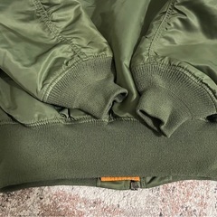 ※値下げ※【正規品/美品】アルファインダストリーズMA-1 フライトJKT カーキMサイズの画像