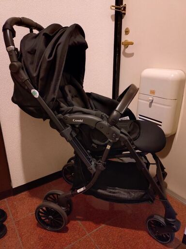 コンビ A型エッグショックベビーカー★新生児から使える