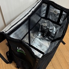 Uber eats リュックの画像