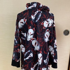 ドラッグハニー 狐面総柄パーカー
の画像