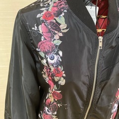 Drug Honey 臓器花園ラインボリューム袖ブルゾン
の画像