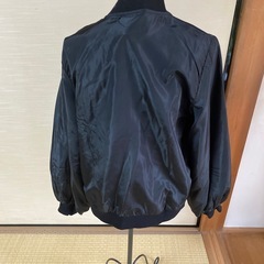 Drug Honey 臓器花園ラインボリューム袖ブルゾン
の画像