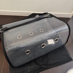 透明メッシュキャリーバッグ ペット用の画像