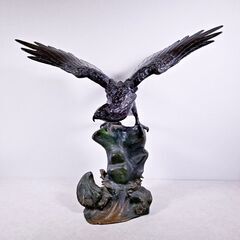 鷹 置物 金属製 鋳物 縁起物 高さ約66cm 置物 床間 オブ...