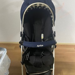 ベビーカー   カバー付きの画像