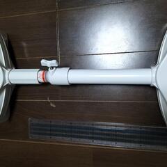 家具転倒防止　突っ張り棒の画像