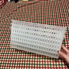 プラスチック収納ケース３個