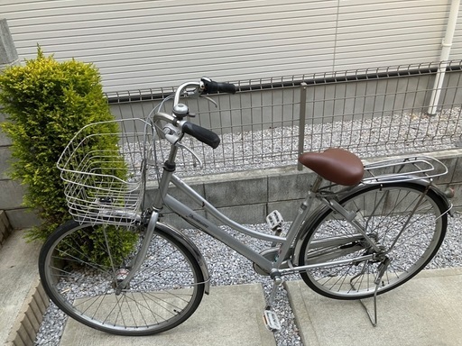 ママチャリ　シティ自転車　3段変速