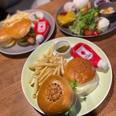 ⭐️ラーメンとカフェ（スイーツ）時々ヌン活☕️仲間募集（現メンバー19人）MAX20人まで - 友達