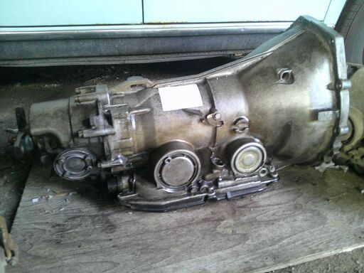 Mベンツ124-300-24V機械式5速A/T販売-一年前オーバーホール済み