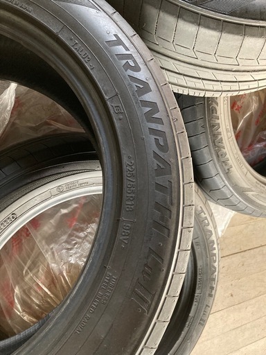 TOYO トランパスLU2 225／55r18 タイヤ　デリカ　フォレスター　アウトランダー　等