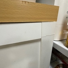 29日まで！不二貿易 キッチンカウンター　キッチン収納 食器棚　ホワイト スライド棚 コンセント付き の画像