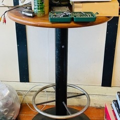 スタンディングテーブル