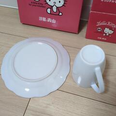 【未使用品】ハローキティ　マグカップ&プレートの画像