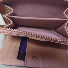 値下げしましたモアナの財布の画像