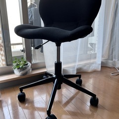 ドウシシャ スリムフィットチェアの画像