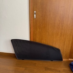 30プリウス運転席側と助手席側の網戸
