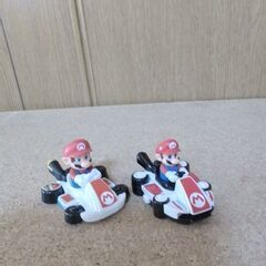 スーパーマリオミニカート2個セット　未使用　サイズ高さ約５Ｘ巾8cm　の画像