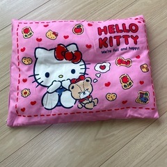 キティちゃん 枕