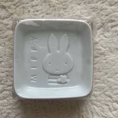 新品！ミッフィー醤油皿の画像