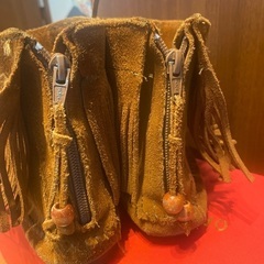 ミネトンカ　ショートブーツの画像