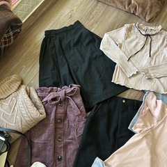 洋服　アパレル　バッグ　まとめ　冬服　夏服の画像