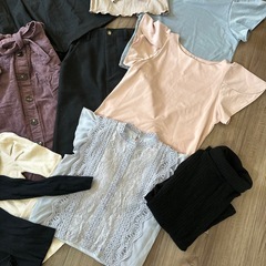 洋服　アパレル　バッグ　まとめ　冬服　夏服の画像