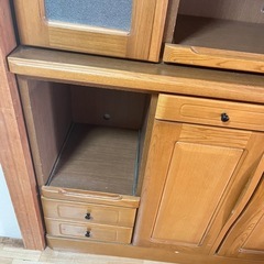食器棚の画像