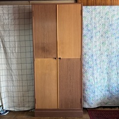 桐箪笥のワードローブ