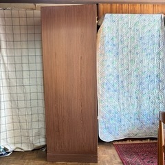 桐箪笥のワードローブの画像