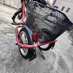 電動大人用三輪車の画像