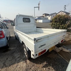 H12 キャリートラックの画像