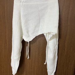 【新品未使用タグ付き】白のニットカーディガンの画像
