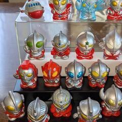 ウルトラマンフィギュア(指人形)＋バルタン星人フィギュア【美品】の画像