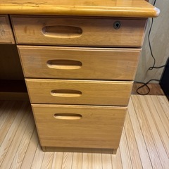無料⭐︎レトロ　学習机 デスクワーク　広め　昭和　家具屋の画像