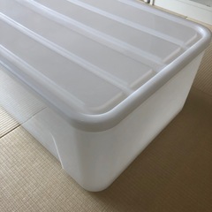 衣装ケースの画像