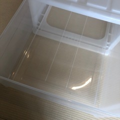 衣装ケースの画像